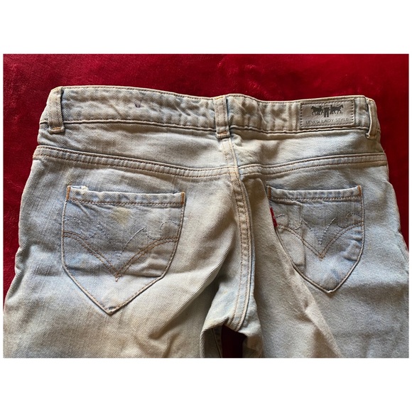 LEVI’S Lady Style Denim - Picture 5 of 6